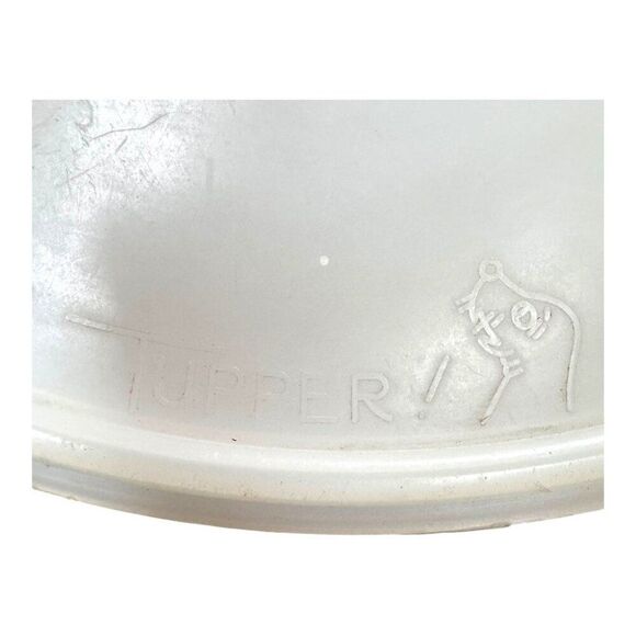 Vintage Tupperware Round Cake Keeper Cariolier Handle #256 sheer gold 1970s 12" - Picture 3 of 7